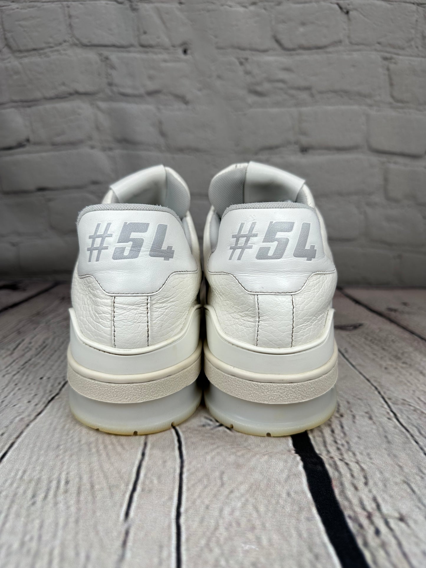 Louis Vuitton Trainers UK8 (FITS UK9)