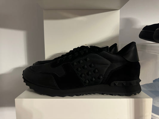 Valentino Garavani Rockstud Rockrunner Black Black	EU 44